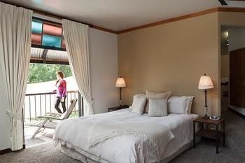 The Narrows Landing Hotel 4*